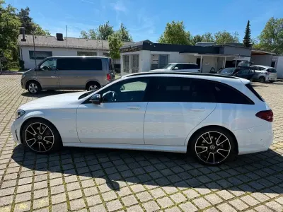 Gebraucht Mercedes C300 AMG line 258 PS (189 kW) 2020 Weiß Kombi