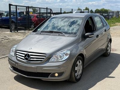 Mercedes B180