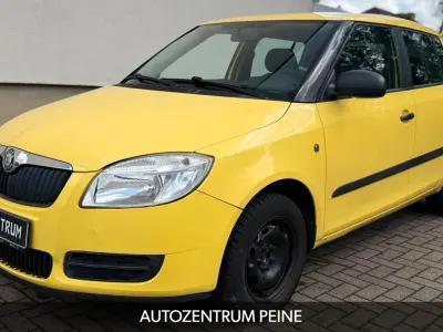 Gebraucht Skoda Fabia Cool Edition 69 PS (50 kW) 2009 Gelb Limousine