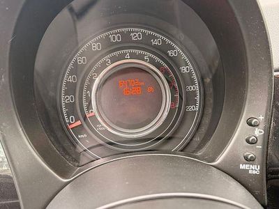 Second-hand Fiat 500 69 CP (50 kW) 2011 Negru