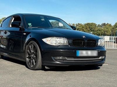 Usata BMW 116 122 CV (89 kW) 2012 Nero Utilitaria