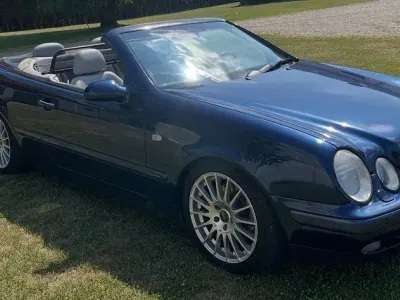 Gebraucht Mercedes CLK230 Elegance 193 PS (141 kW) 1999 Blau Cabrio