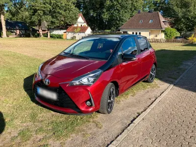 Gebraucht Toyota Yaris Style 111 PS (81 kW) 2019 Rot Kleinwagen
