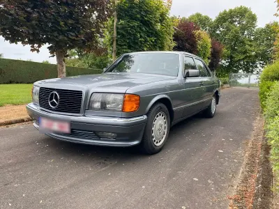Gebraucht Mercedes 300 180 PS (132 kW) 1989 Grau Limousine