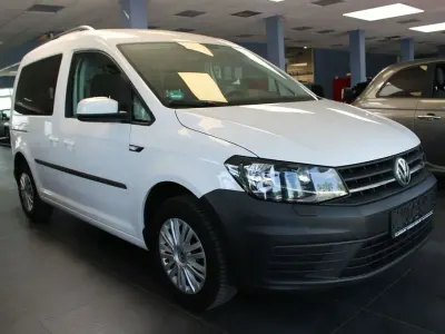 Gebraucht VW Caddy 102 PS (75 kW) 2018 Weiß Van / Kleinbus