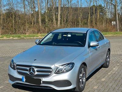 Gebraucht Mercedes E200 184 PS (135 kW) 2018 Silber Limousine