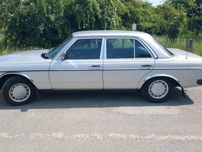 gebraucht Mercedes E300 W 123 D