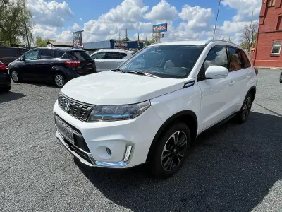 Usata Suzuki Vitara Comfort+ 129 CV (94 kW) 2021 Bianco SUV