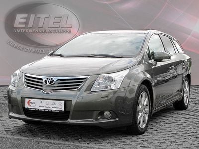Gebraucht Toyota Avensis Executive 150 PS (110 kW) 2009 Grau metallic Kombi