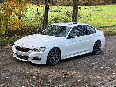 Weiß Gebraucht 2013 BMW 335 M Performance Limousine | 26.600 €