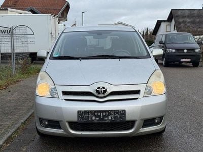 Gebraucht Toyota Corolla Verso 177 PS (130 kW) 2007 Silber Van / Kleinbus