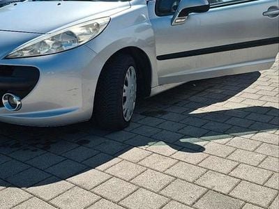 Usata Peugeot 207 CC Filou 109 CV (80 kW) 2008 Argento Cabrio