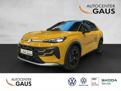 Nowe VW T-Roc Cabriolet Style 150 KM (110 kW) 2026 Żółty SUV