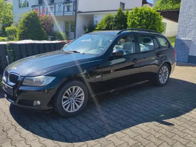 Gebraucht BMW 318 143 PS (105 kW) 2009 Schwarz Kombi