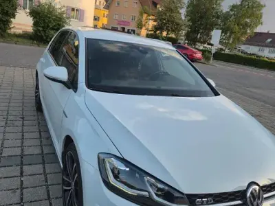 Gebraucht VW Golf VII GTD 184 PS (135 kW) 2019 Weiß Limousine