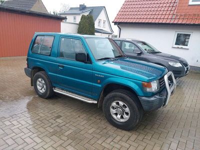 gebraucht Mitsubishi Pajero 2.5 Turbodiesel ohne Rost