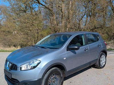 Gebraucht Nissan Qashqai Visia 110 PS (80 kW) 2010 Grau SUV