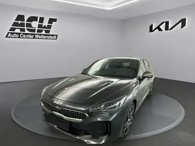 Gebraucht Kia Stinger GT 366 PS (269 kW) 2022 Panthera metallic Kleinwagen