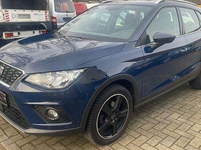 Blau Gebraucht 2018 Seat Arona XCELLENCE SUV | 12.300 € (Guter Preis)