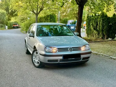 Gebraucht VW Golf IV 75 PS (55 kW) 2002 Silber Kleinwagen