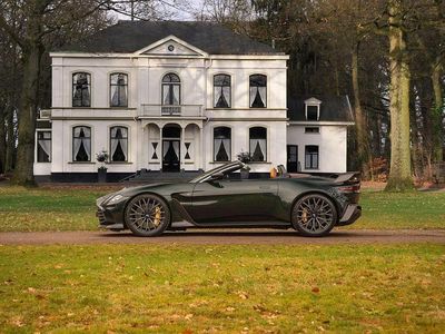 Gebraucht Aston Martin V12 Vantage 699 PS (514 kW) 2023 Grün Cabrio