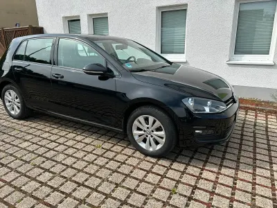 Gebraucht VW Golf VII 110 PS (80 kW) 2016 Schwarz Limousine