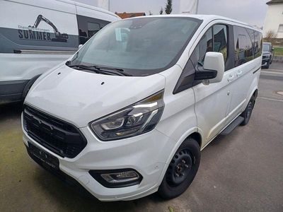 Gebraucht Ford Tourneo Titanium 131 PS (96 kW) 2021 Weiß Van / Kleinbus