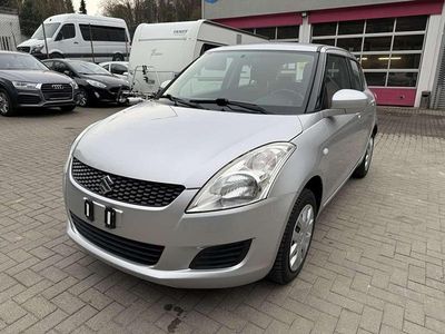 Gebraucht Suzuki Swift Club 94 PS (69 kW) 2012 Silber Kleinwagen