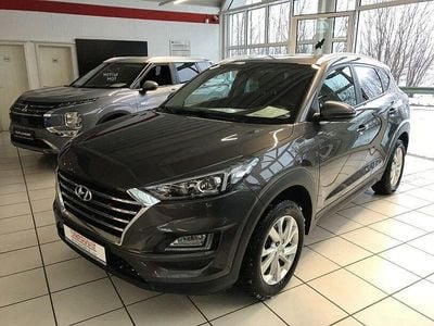 Moon rock / met Gebraucht 2019 Hyundai Tucson Trend SUV | 16.990 € (Fairer Preis)
