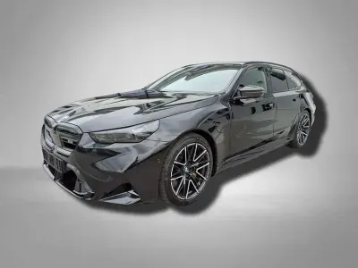 Gebraucht BMW M5 727 PS (534 kW) 2026 Saphirschwarz metallic Kombi