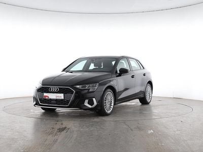 Brillantschwarz Gebraucht 2021 Audi A3 Sportback e-tron Advanced Plus Kleinwagen | 22.470 € (Fairer Preis)