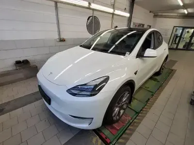 Usado Tesla Model Y 378 kW (514 HP) 2023 Branco SUV