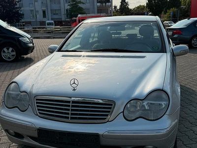 Mercedes C220