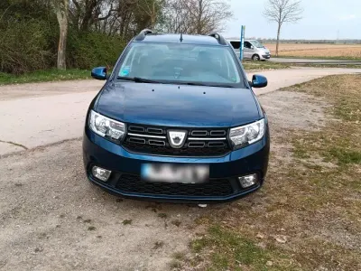 Gebraucht Dacia Logan MCV Lauréate 90 PS (66 kW) 2017 Blau Kombi