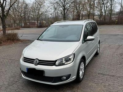 Gebraucht VW Touran 140 PS (102 kW) 2013 Grau Van / Kleinbus