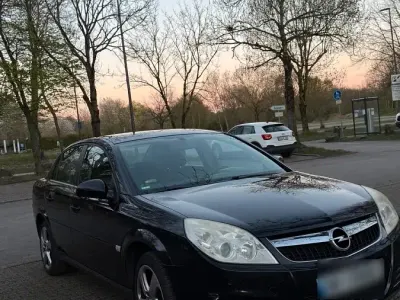 Gebraucht Opel Vectra 109 PS (80 kW) 2006 Schwarz Limousine