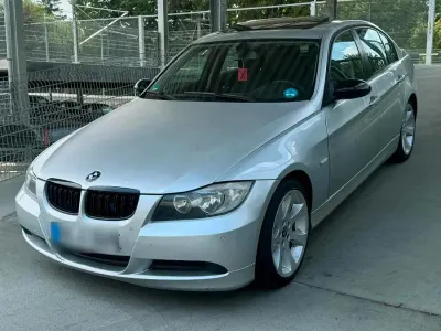 Gebraucht BMW 320 163 PS (119 kW) 2005 Silber Limousine