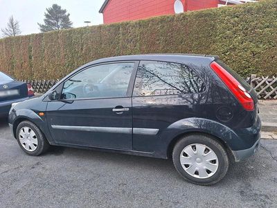 Gebraucht Ford Fiesta 60 PS (44 kW) 2006 Blau Kleinwagen