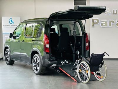 Neu Peugeot Rifter GT 131 PS (96 kW) 2025 Grün Van / Kleinbus