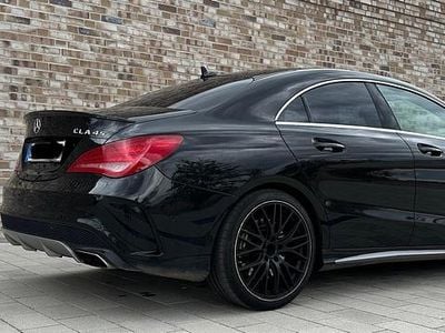 Mercedes CLA45 AMG