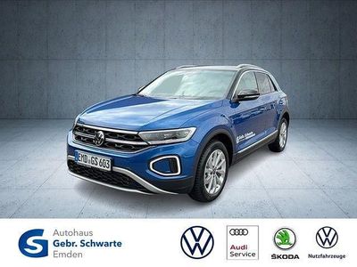 Blau Gebraucht 2025 VW T-Roc Style SUV | 29.700 € (Etwas zu teuer)