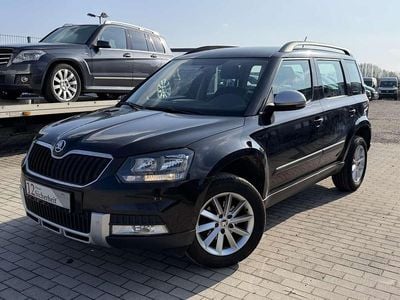 Gebraucht Skoda Yeti Ambition 125 PS (91 kW) 2015 Schwarzmagic perleffekt SUV