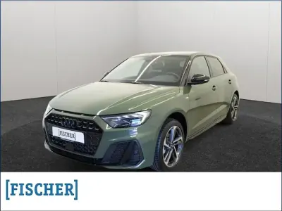 Neu Audi A1 Sportback S-Line 150 PS (110 kW) 2026 Distriktgrün metallic Kleinwagen
