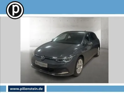 Gebraucht VW Golf VIII Active 150 PS (110 kW) 2022 Grau Limousine