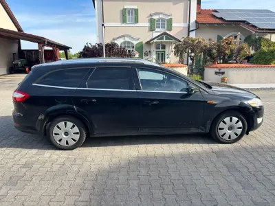 Używany Ford Mondeo Titanium 163 KM (119 kW) 2010 Czarny Kombi