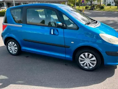 Occasion Peugeot 1007 68 PK (50 kW) 2006 Blauw MPV