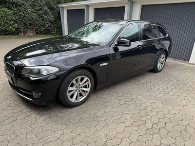 Schwarz Gebraucht 2011 BMW 520 Kombi | 7.000 € (Fairer Preis)