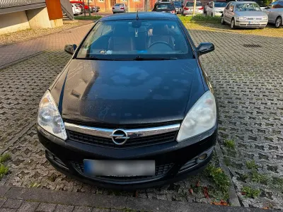 Gebraucht Opel Astra 140 PS (102 kW) 2006 Schwarz Cabrio