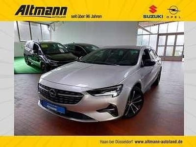 Usado Opel Insignia Ultimate 174 HP (127 kW) 2021 Prateado Carrinha