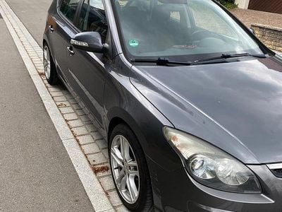 Usata Hyundai i30 104 CV (76 kW) 2010 Grigio Utilitaria